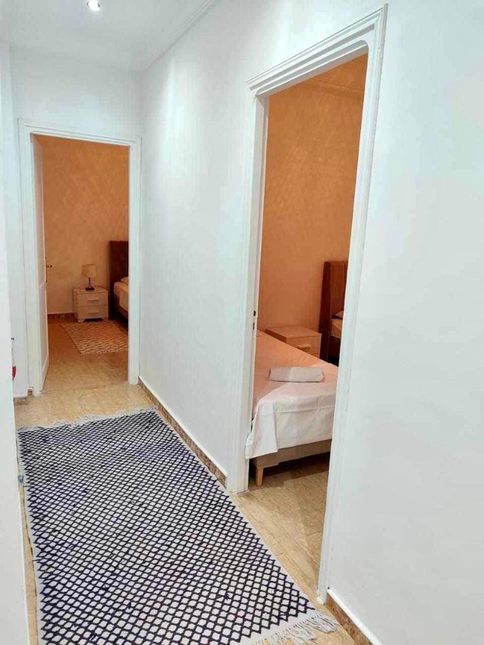 Nice Stay 2 Bedrooms Jardins De Carthage Le Kram Exteriör bild